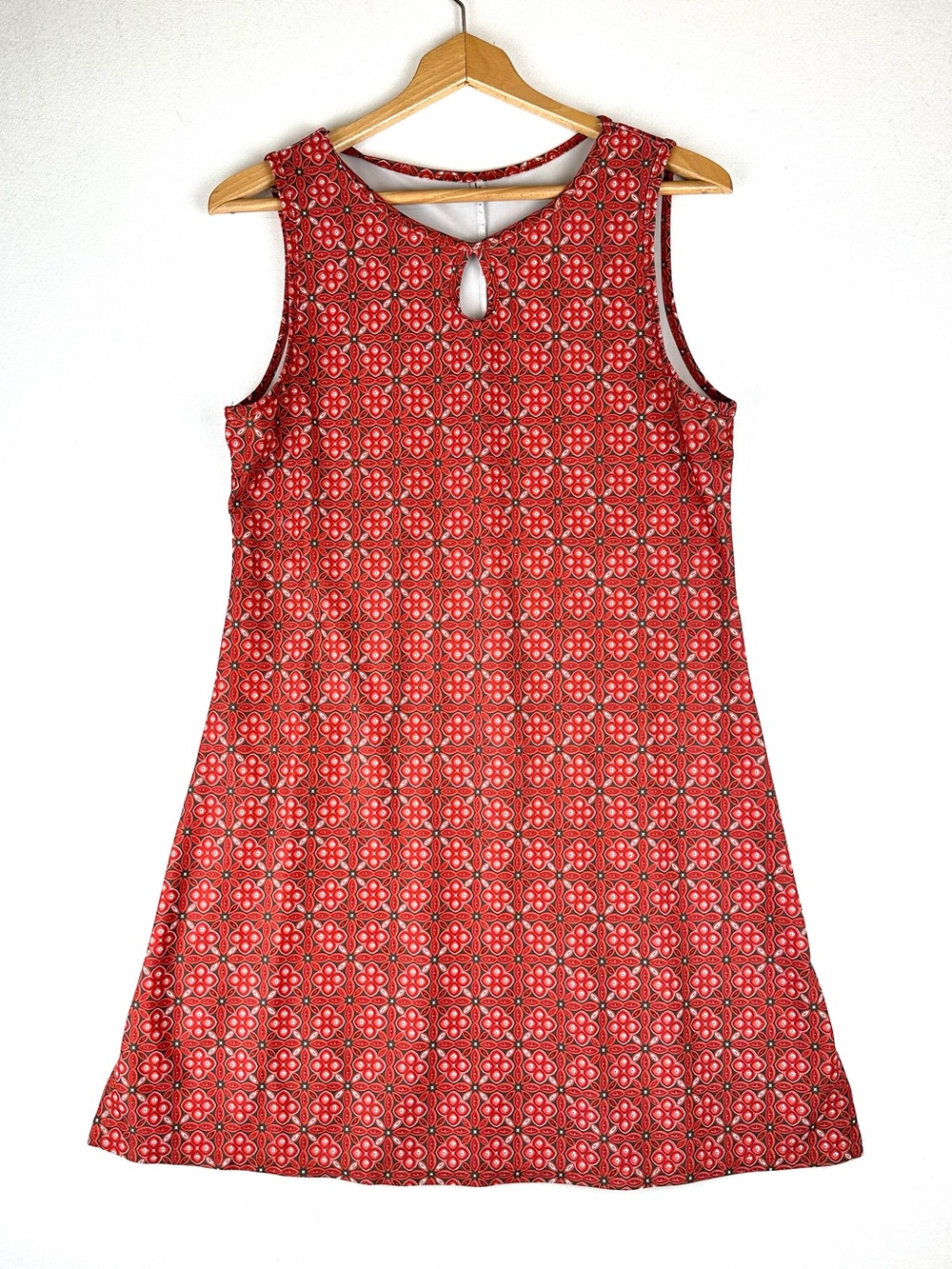 Nuu Muu Sleeveless Dress Stretch Geo Athleisure Outdoors Performance Athletic